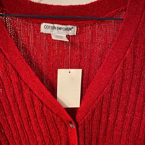 Red cardigan - Picture 2 of 3